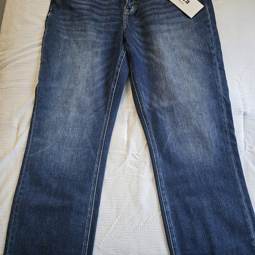 Women's Straight Fit Denim Jeans
